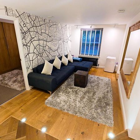 Modern 1 Bedroom Apartment In Kensington Лондон Экстерьер фото