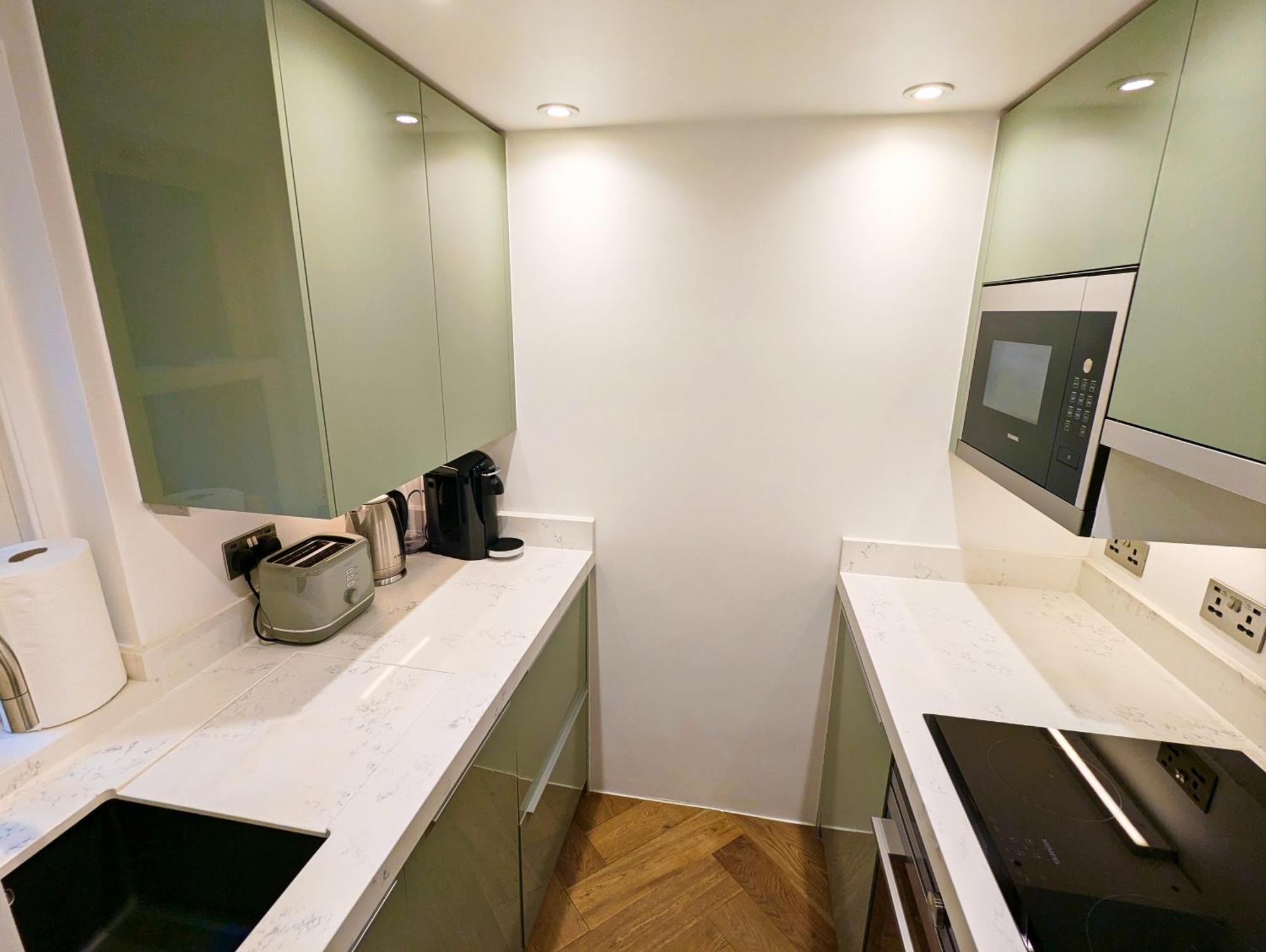 Modern 1 Bedroom Apartment In Kensington Лондон Экстерьер фото